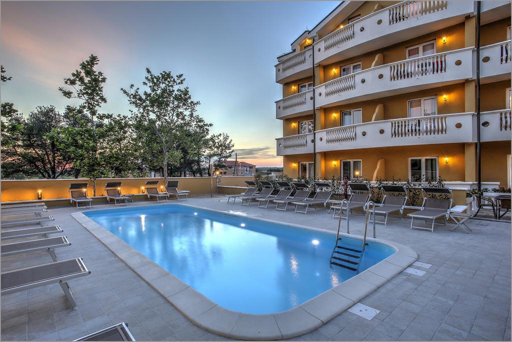 Aparthotel Zaton Exterior foto